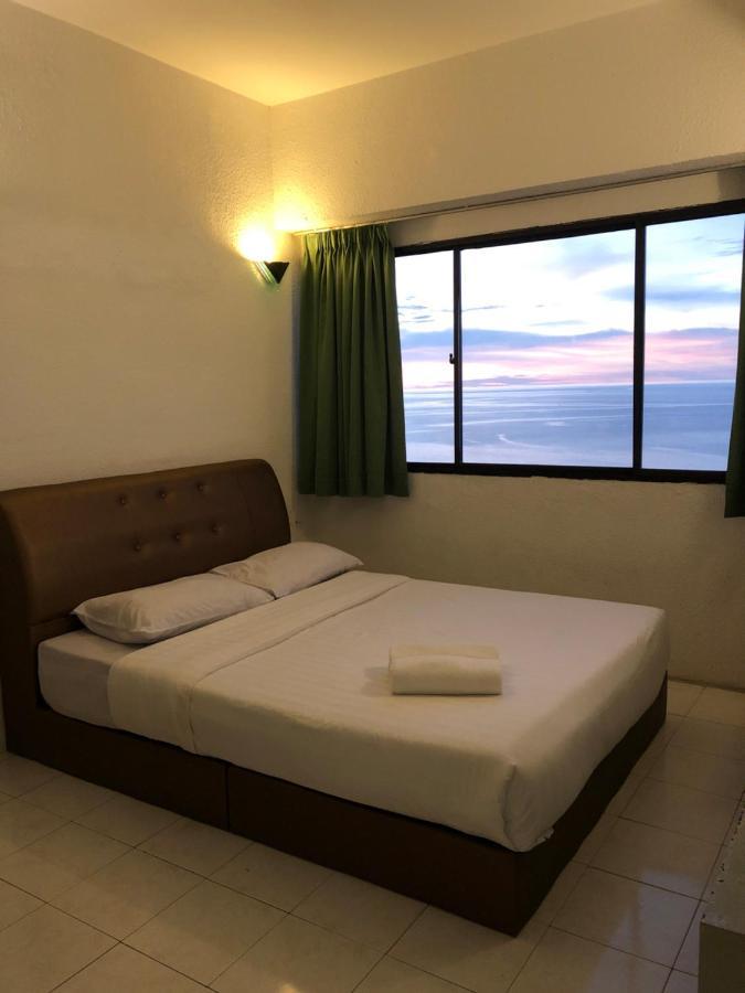 Beach Resort Home Stay Sri Sayang Apartment Batu Ferringhi 2Bedroom エクステリア 写真